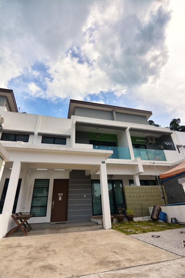 75 Pangkor Ocean *